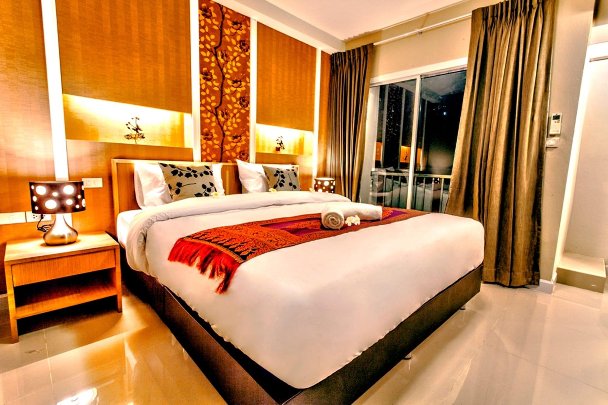 The Aim Sathorn Hotel Bangkok Exterior photo