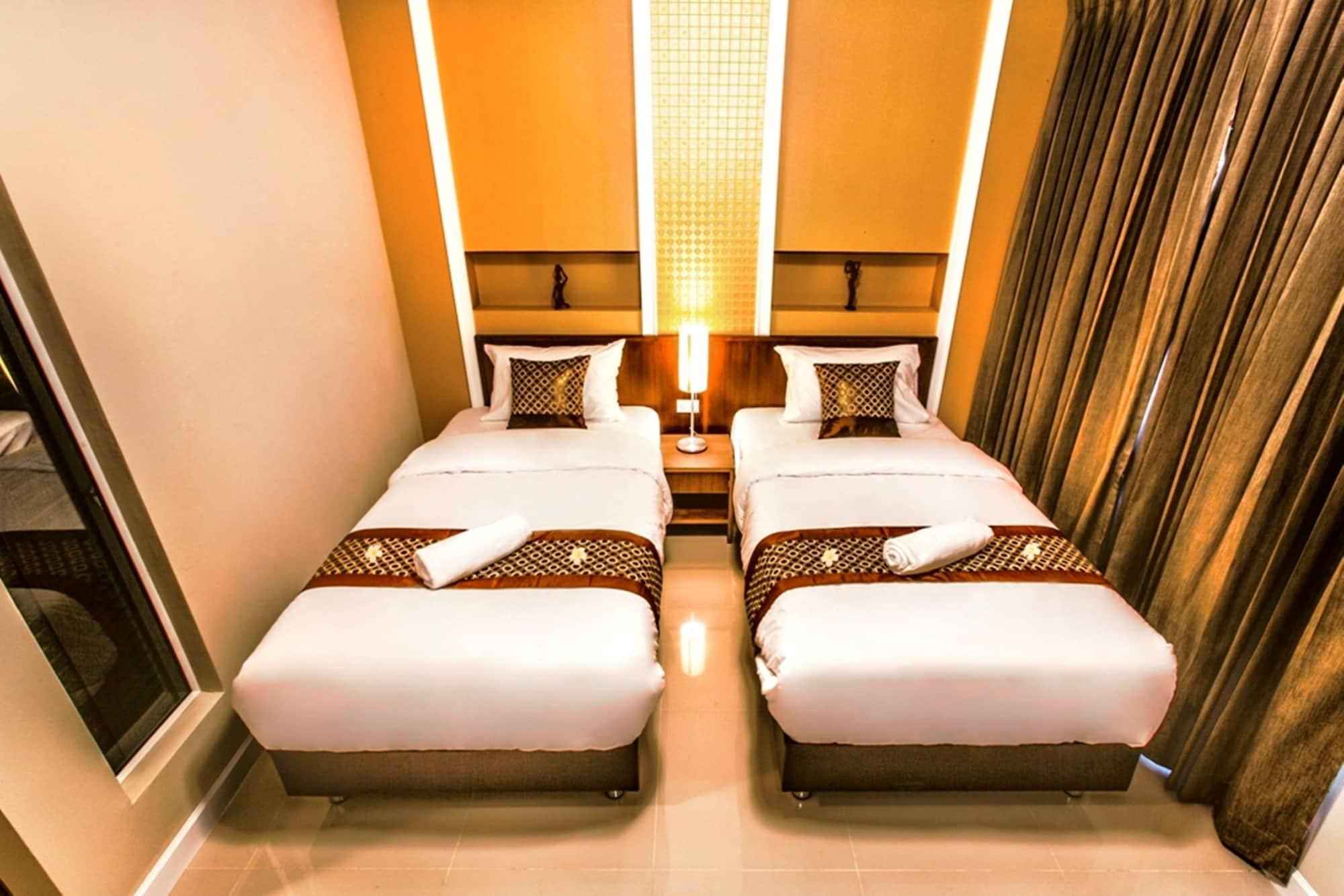 The Aim Sathorn Hotel Bangkok Exterior photo